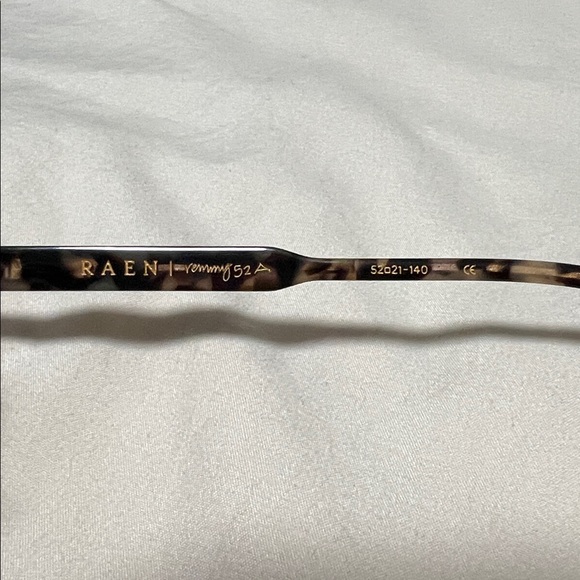 RAEN Womens Remmy Alchemy 52 Sunglasses - Picture 2 of 4